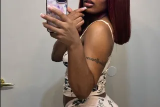 AVAILABLE NOW. I only do hotel visits, I don't do outcalls. 🍆🍑💦 - Image 5