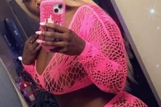 🥰🍆🤤💦VALENTINE'S DAY SPECIALS💦🫠🍑😘 - Image 1