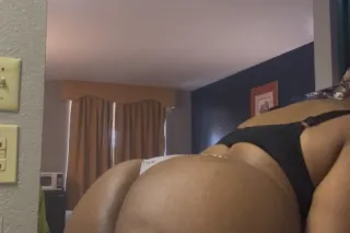 Highly addictive🫦💦🍭 (Back Intown) - Image 5